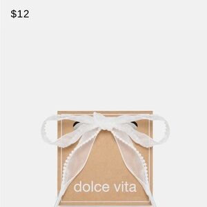 Dolce Vita pearl curly organza White shoe laces